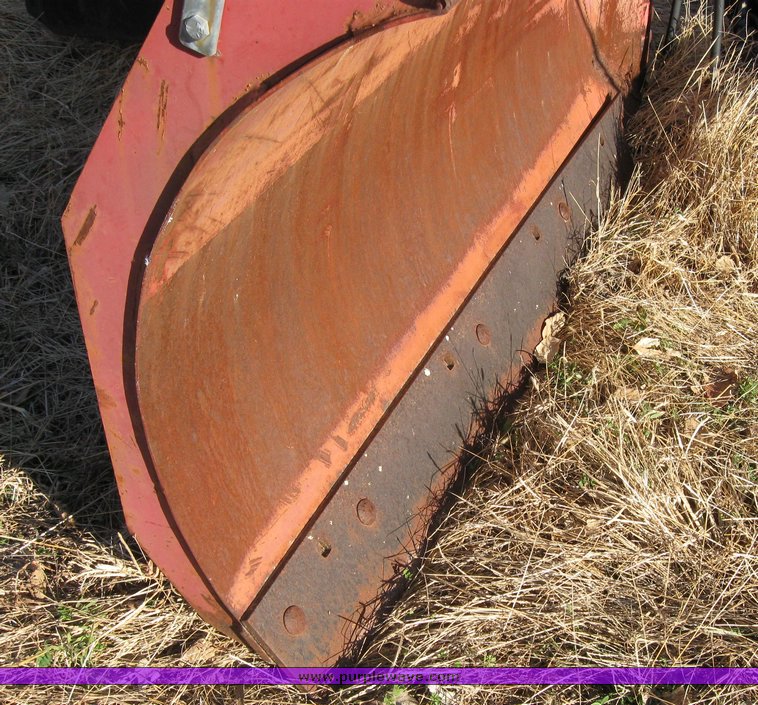 image for item 3023 Boss Power V 9'2" adjustable snow blade