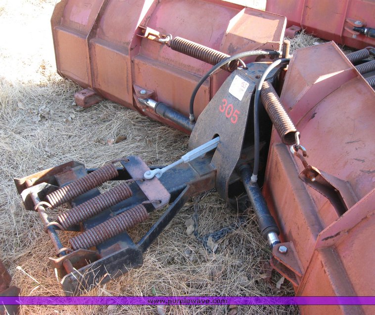 image for item 3024 Boss Power V 9'2" adjustable snow blade