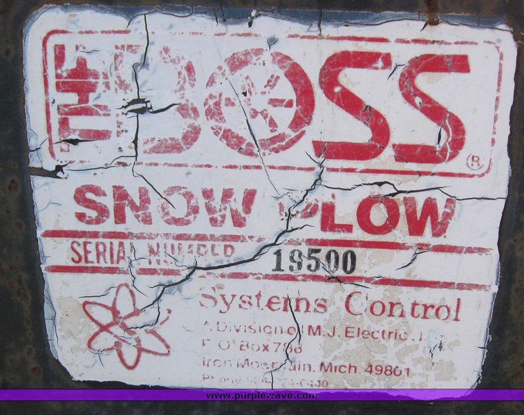 image for item 3024 Boss Power V 9'2" adjustable snow blade