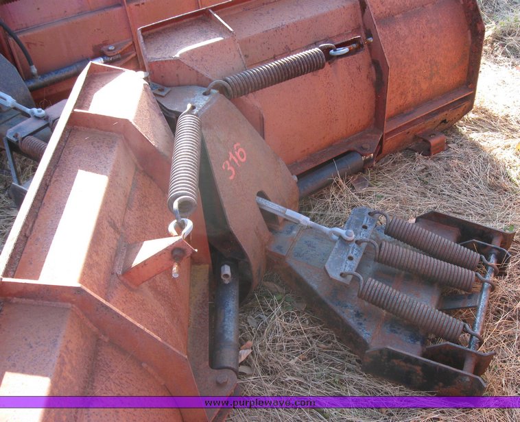 image for item 3025 Boss Power V 9'2" adjustable snow blade