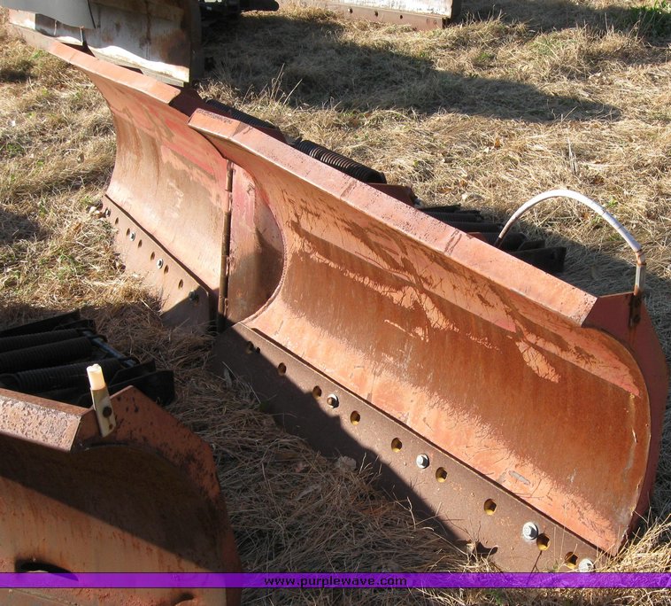 image for item 3026 Boss 9'2" adjustable snow blade