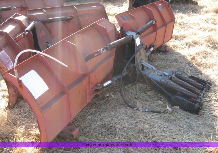 image for item 3026 Boss 9'2" adjustable snow blade