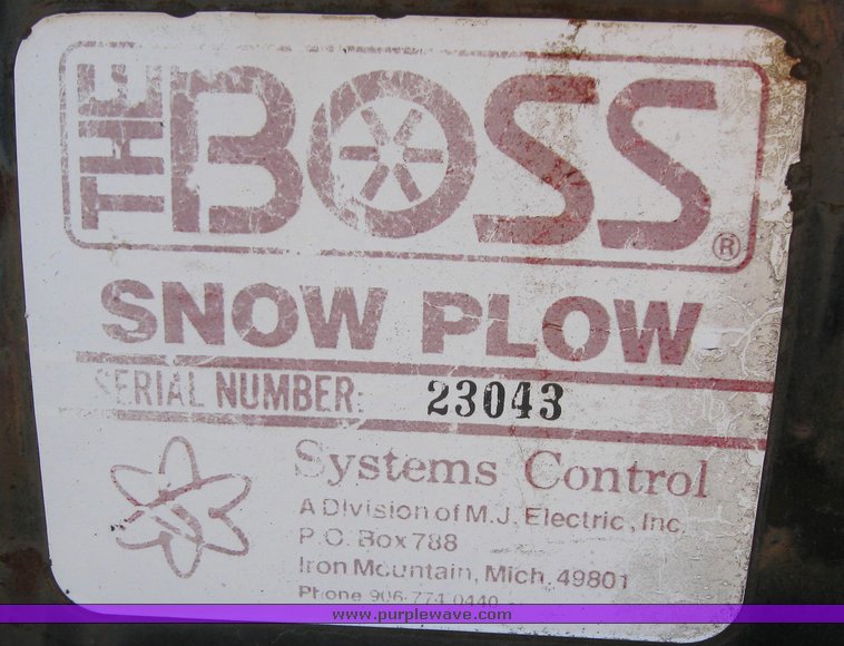 image for item 3026 Boss 9'2" adjustable snow blade