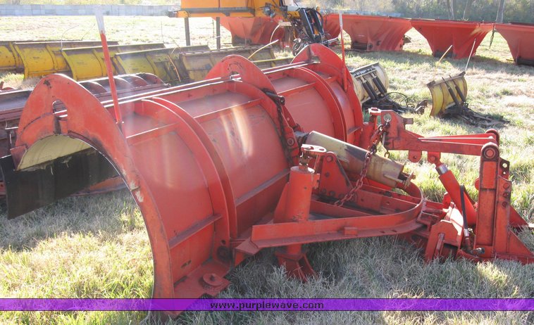 image for item 3029 Chasis mount 11' snow blade