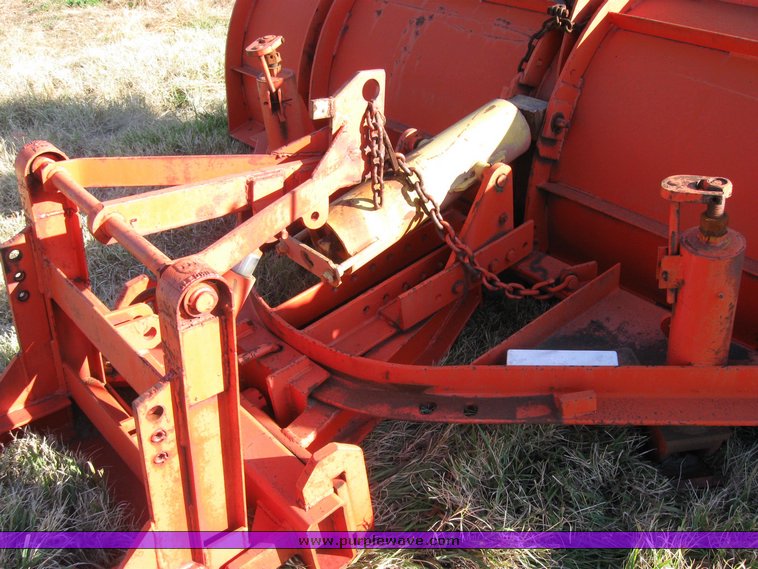 image for item 3029 Chasis mount 11' snow blade