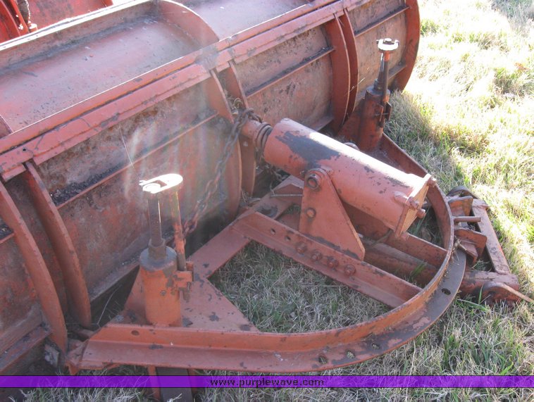 image for item 3030 Truck mount 10' snow blade