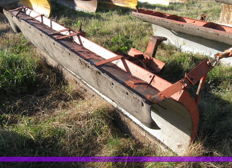 image for item 3032 Truck mount 10' snow blade