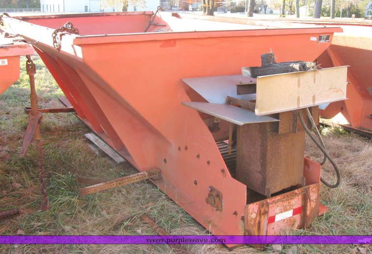 image for item 3044 Fiberglass Co. 195SK spreader box