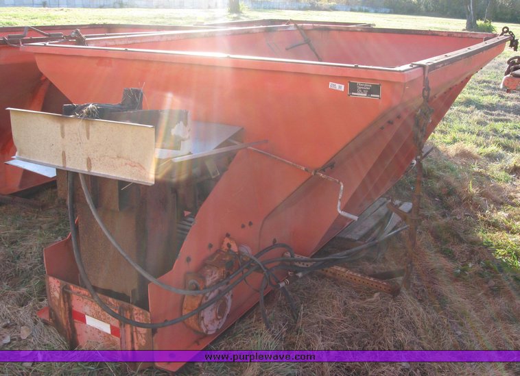 image for item 3044 Fiberglass Co. 195SK spreader box