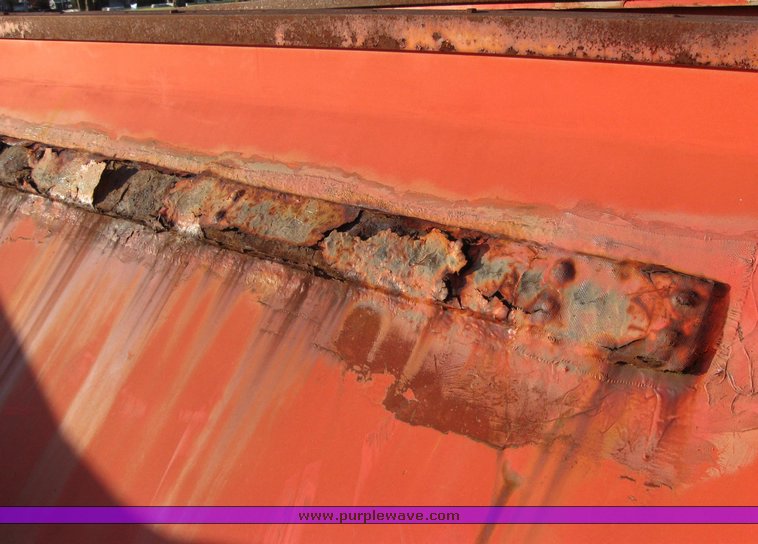 image for item 3044 Fiberglass Co. 195SK spreader box