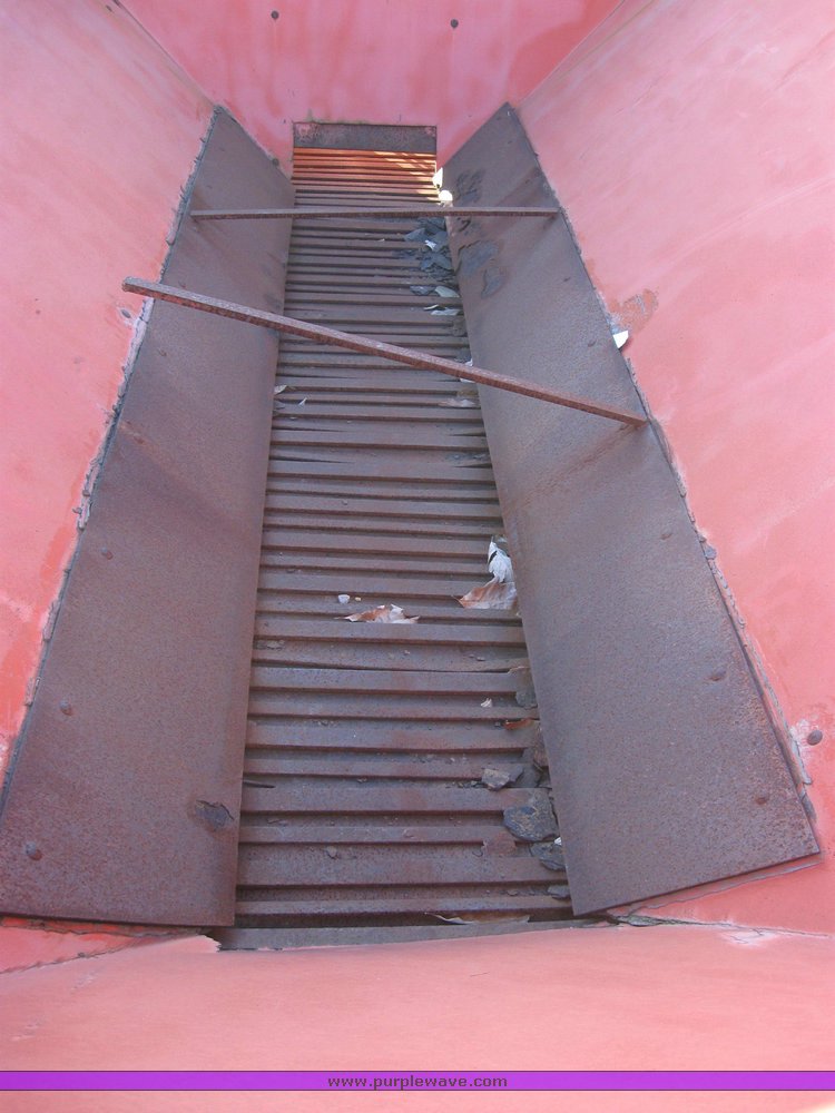 image for item 3047 Fiberglass Co. 195 SK spreader box