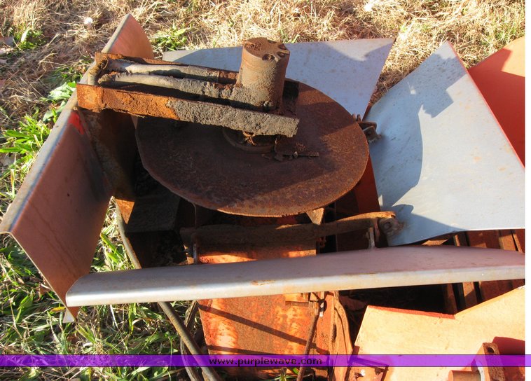 image for item 3047 Fiberglass Co. 195 SK spreader box