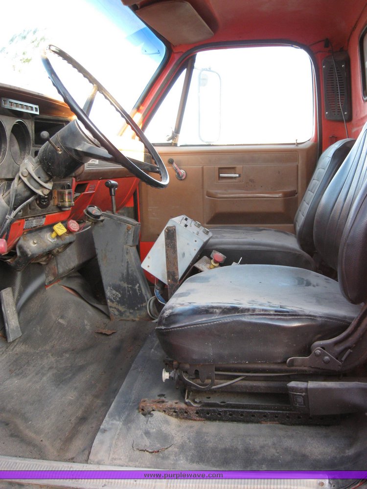 image for item 3051 1988 GMC Topkick ME6500 C7D064 tandem axle dump truck with 12' Doonan bed