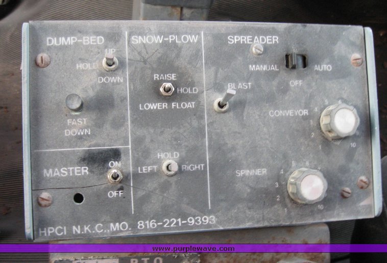 image for item 3051 1988 GMC Topkick ME6500 C7D064 tandem axle dump truck with 12' Doonan bed