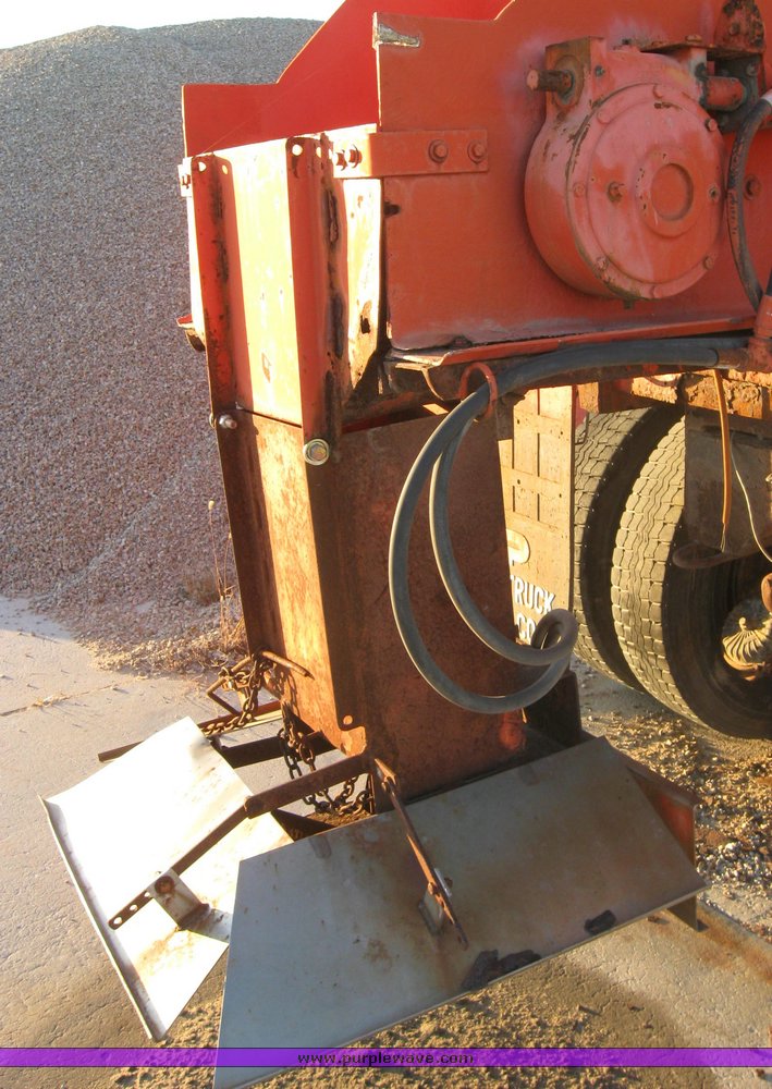 image for item 3051 1988 GMC Topkick ME6500 C7D064 tandem axle dump truck with 12' Doonan bed