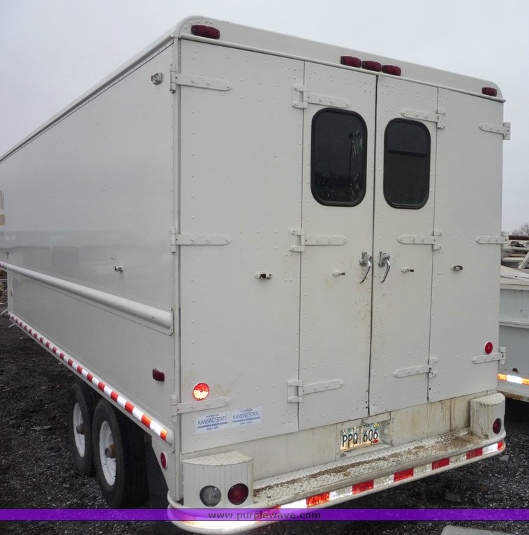 image for item 3111 1983 Grum 8' x 27' aluminum enclosed trailer