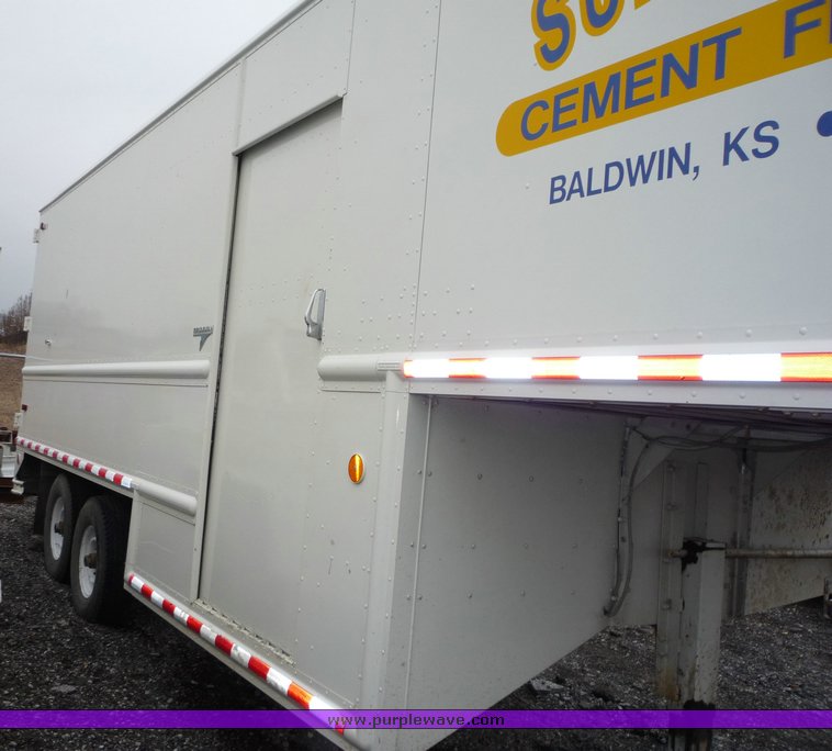 image for item 3111 1983 Grum 8' x 27' aluminum enclosed trailer