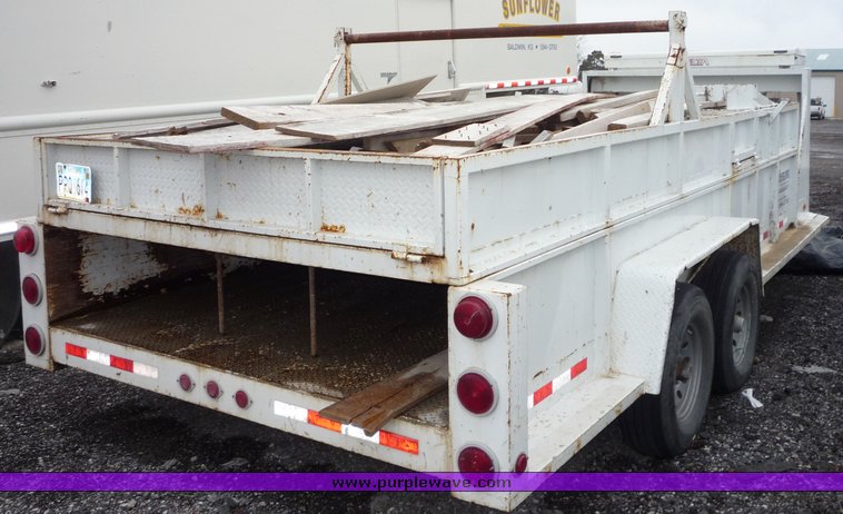 image for item 3112 1999 Eagle trailer