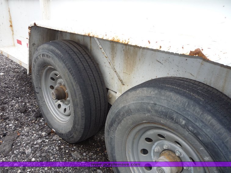 image for item 3112 1999 Eagle trailer