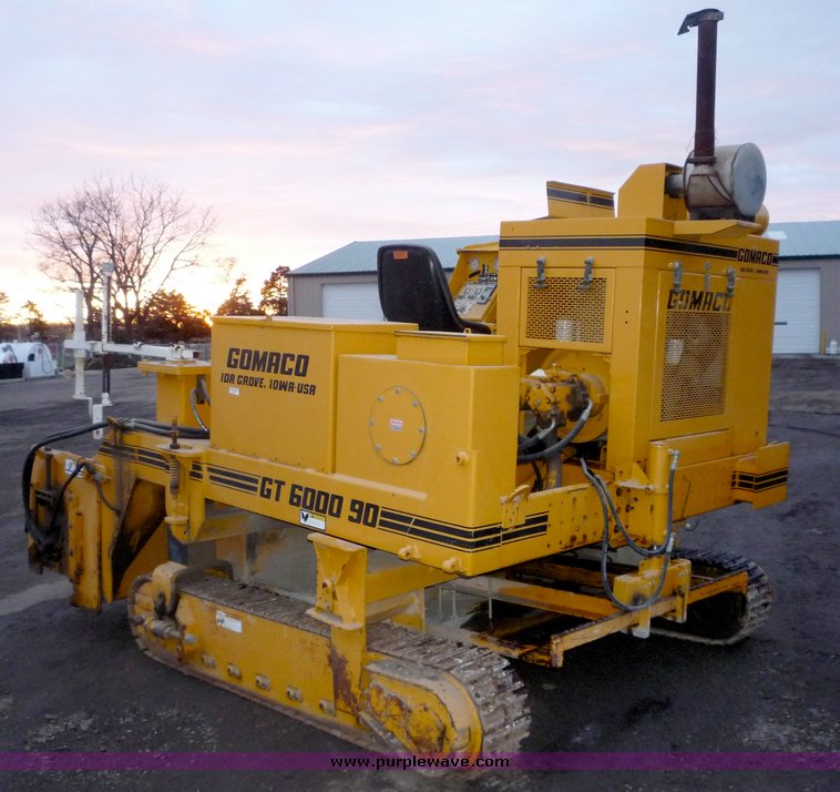 image for item 3116 1994 Gomaco GT6000-90 curb machine