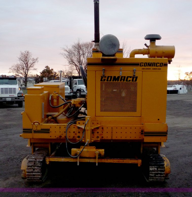 image for item 3116 1994 Gomaco GT6000-90 curb machine