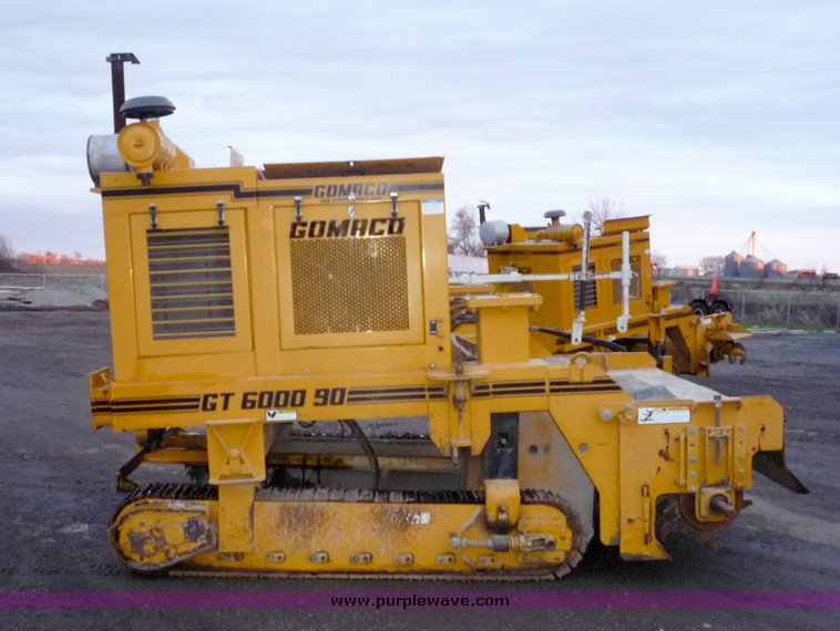 image for item 3116 1994 Gomaco GT6000-90 curb machine