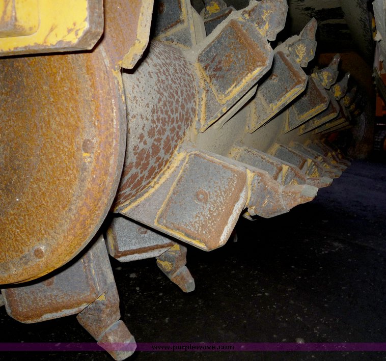 image for item 3116 1994 Gomaco GT6000-90 curb machine