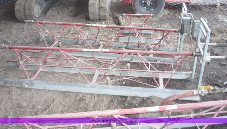 image for item 3117 Pneumatic Razorback screed