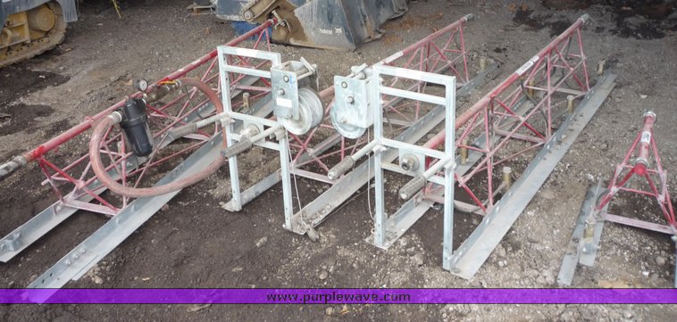 image for item 3117 Pneumatic Razorback screed