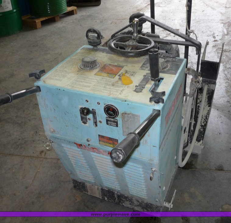 image for item 3119 Target concrete saw with 18" blade