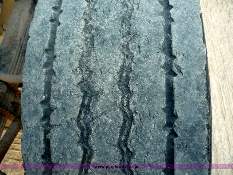 image for item 4095 1994 Western Star dump truck