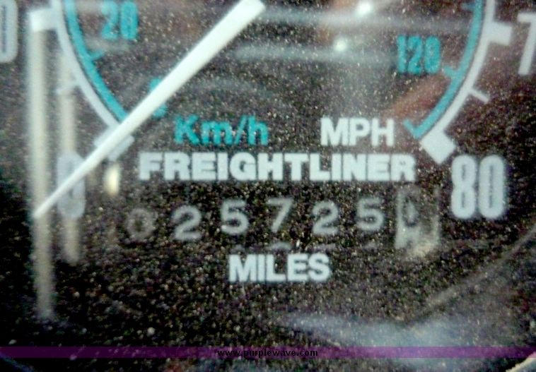 image for item 4097 1987 Freightliner FLC 120 dump truck