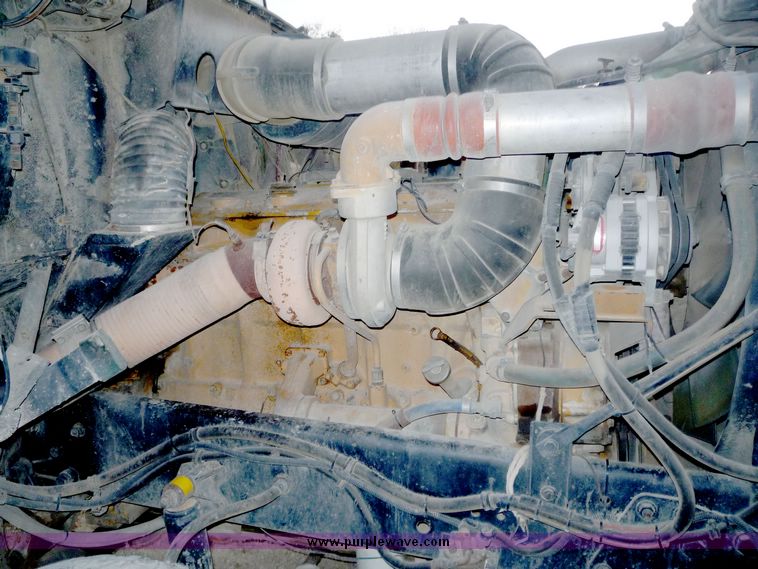 image for item 4097 1987 Freightliner FLC 120 dump truck