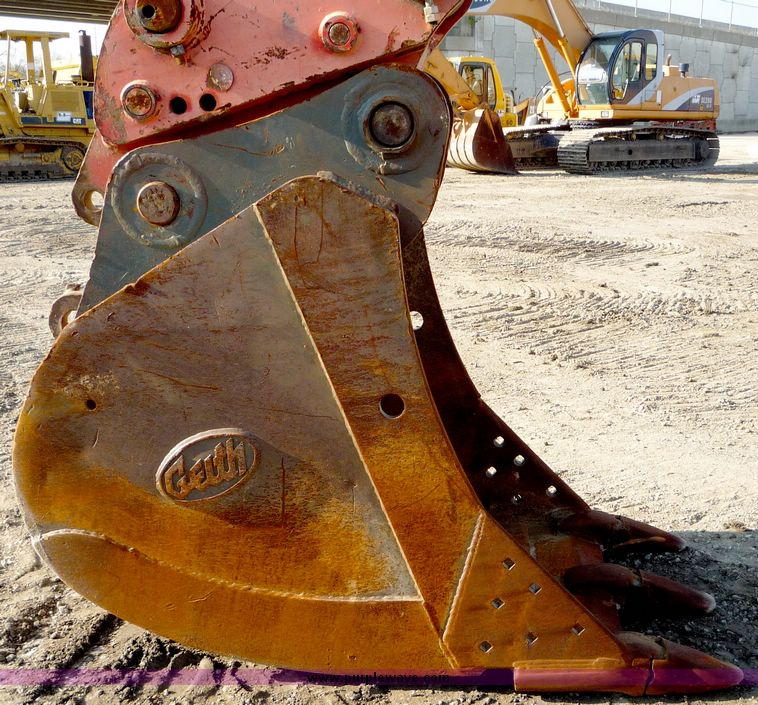 image for item 4191 1997 John Deere 892E LC excavator