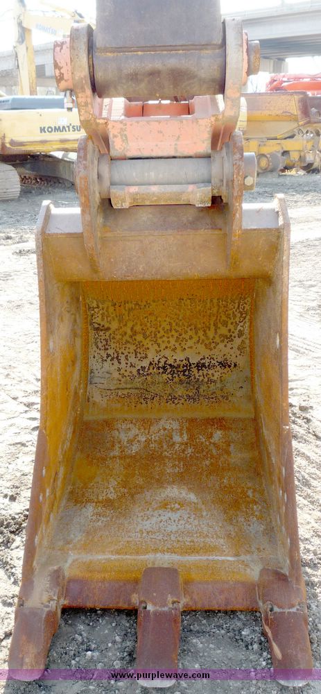 image for item 4191 1997 John Deere 892E LC excavator