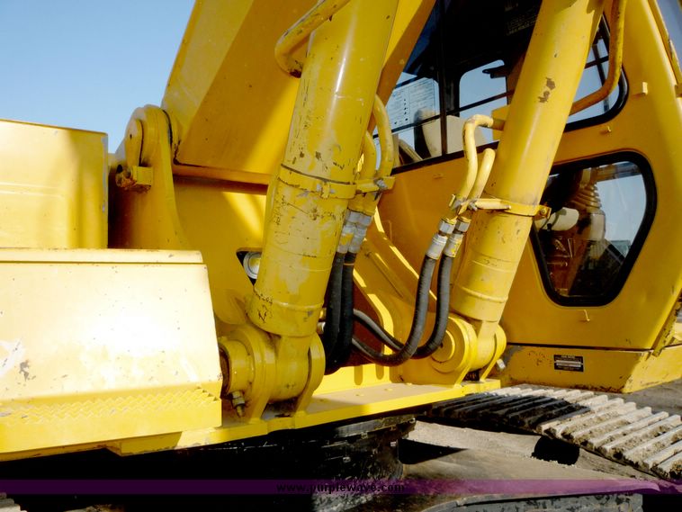 image for item 4191 1997 John Deere 892E LC excavator