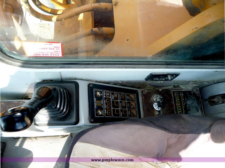 image for item 4192 1998 Samsung SE280 LC-2 excavator