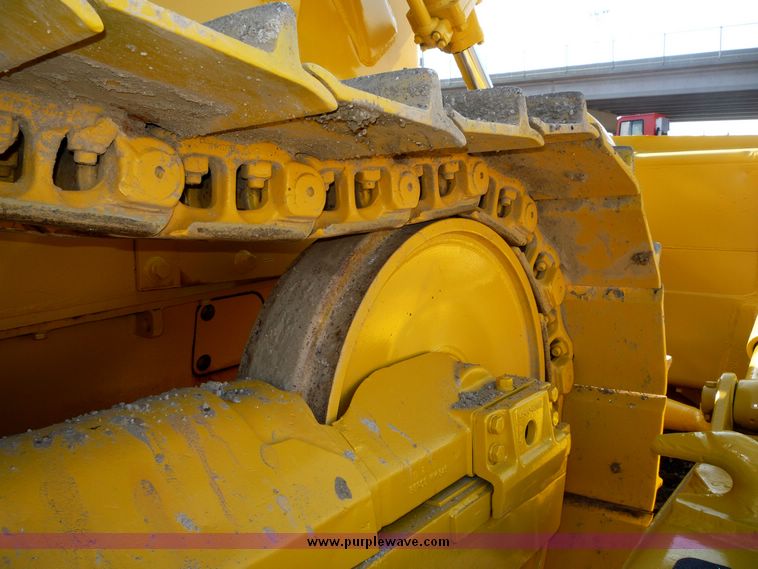 image for item 4193 1982 Komatsu D65E-6 dozer
