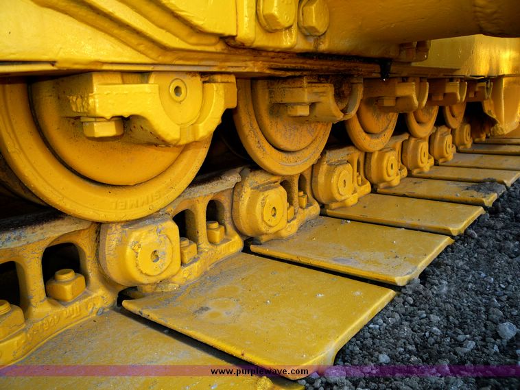 image for item 4193 1982 Komatsu D65E-6 dozer