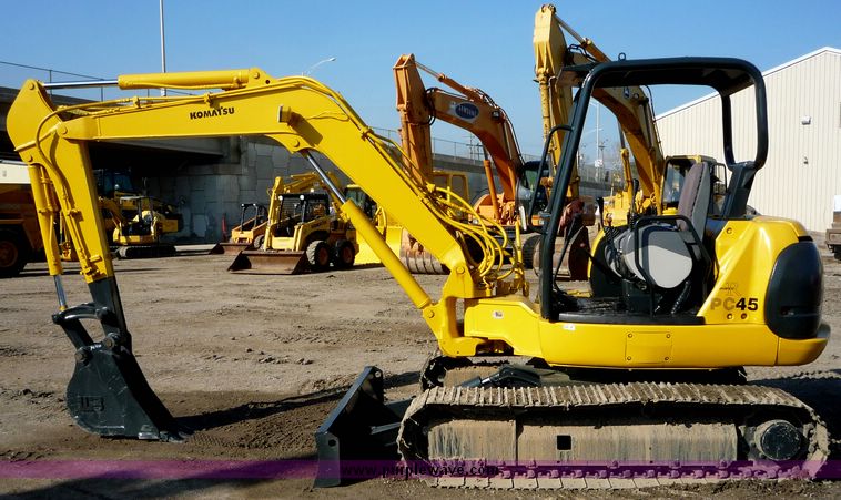 image for item 4195 1995 Komatsu PC45 mini excavator