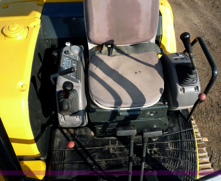 image for item 4195 1995 Komatsu PC45 mini excavator