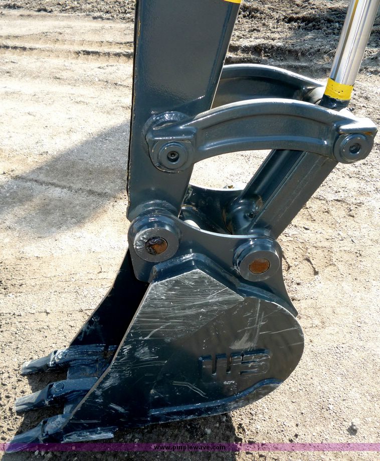 image for item 4195 1995 Komatsu PC45 mini excavator