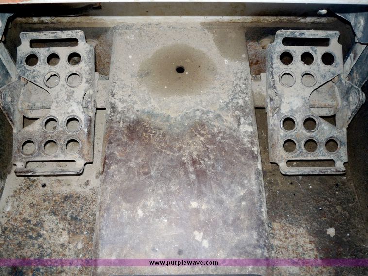 image for item 4196 2004 Bobcat T300 skid steer