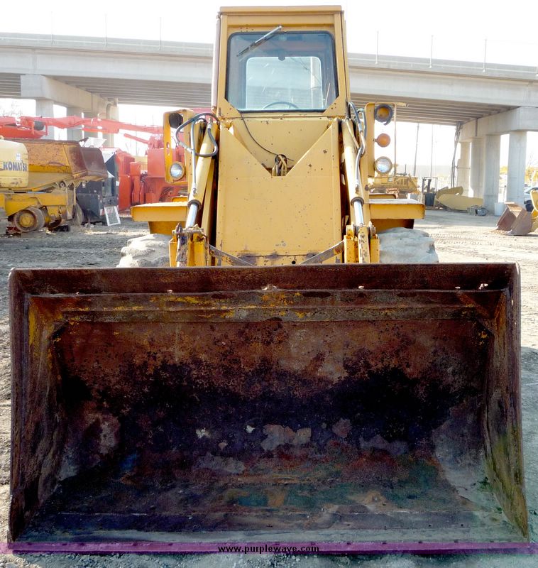 image for item 4199 Mustang 880 wheel loader