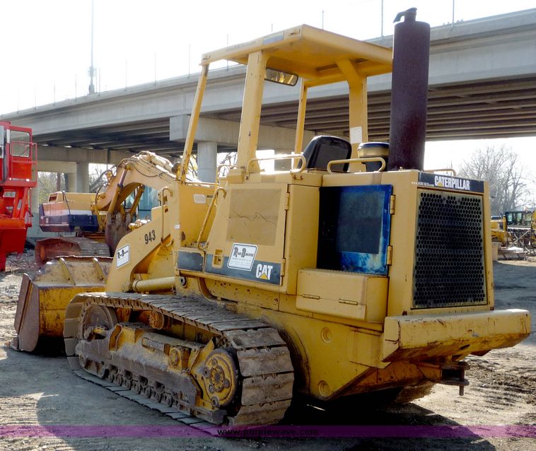 image for item 4200 1988 Caterpillar 943 track loader