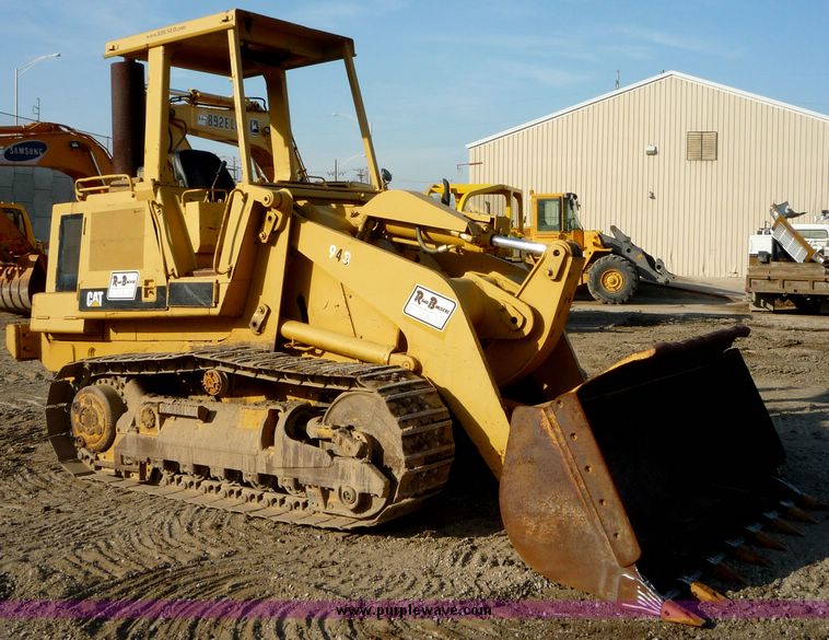 image for item 4200 1988 Caterpillar 943 track loader