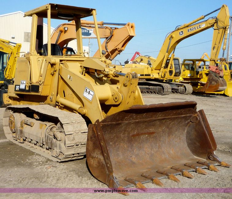 image for item 4200 1988 Caterpillar 943 track loader