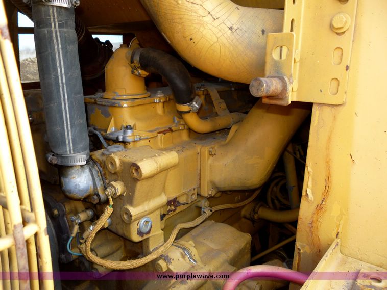 image for item 4200 1988 Caterpillar 943 track loader