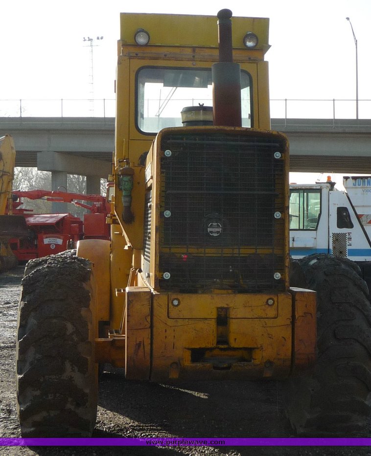 image for item 4207 John Deere 644B wheel loader