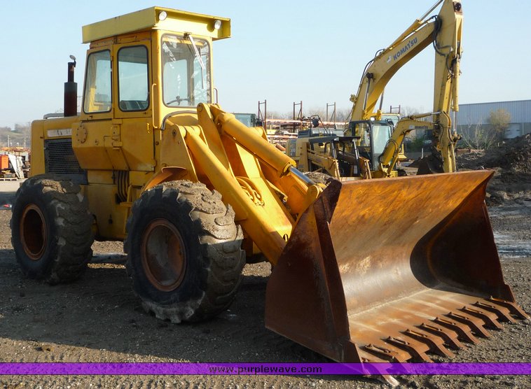 image for item 4207 John Deere 644B wheel loader